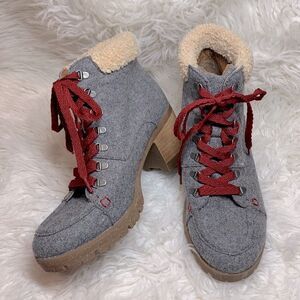 KORKS Lace up Boots Booties KR0009860 Block Heels lug sole women’s size 8